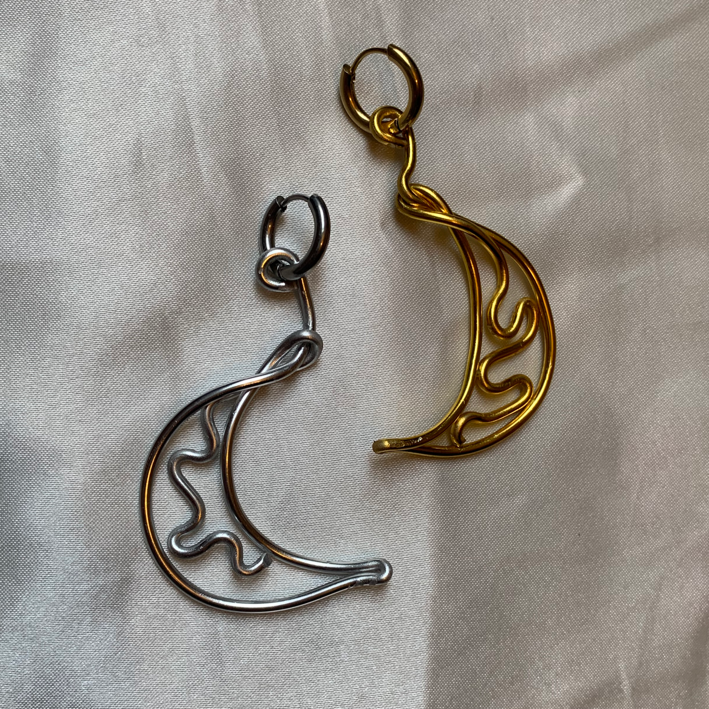 Moon earrings
